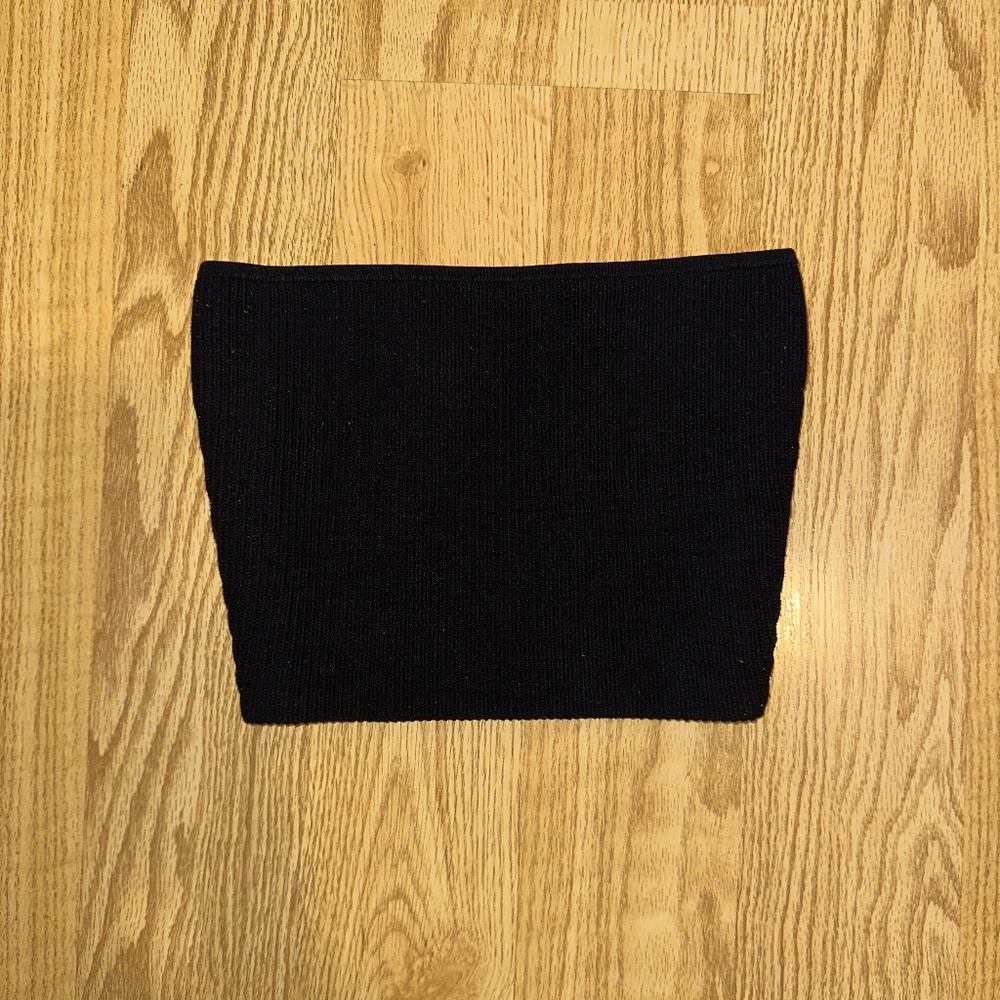 Aritzia - Size XXS - Sculpt Knit Cropped Tube Top